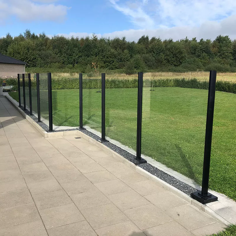 How Do Glass Railings Enhance Modern Safety and Architectural Design?
