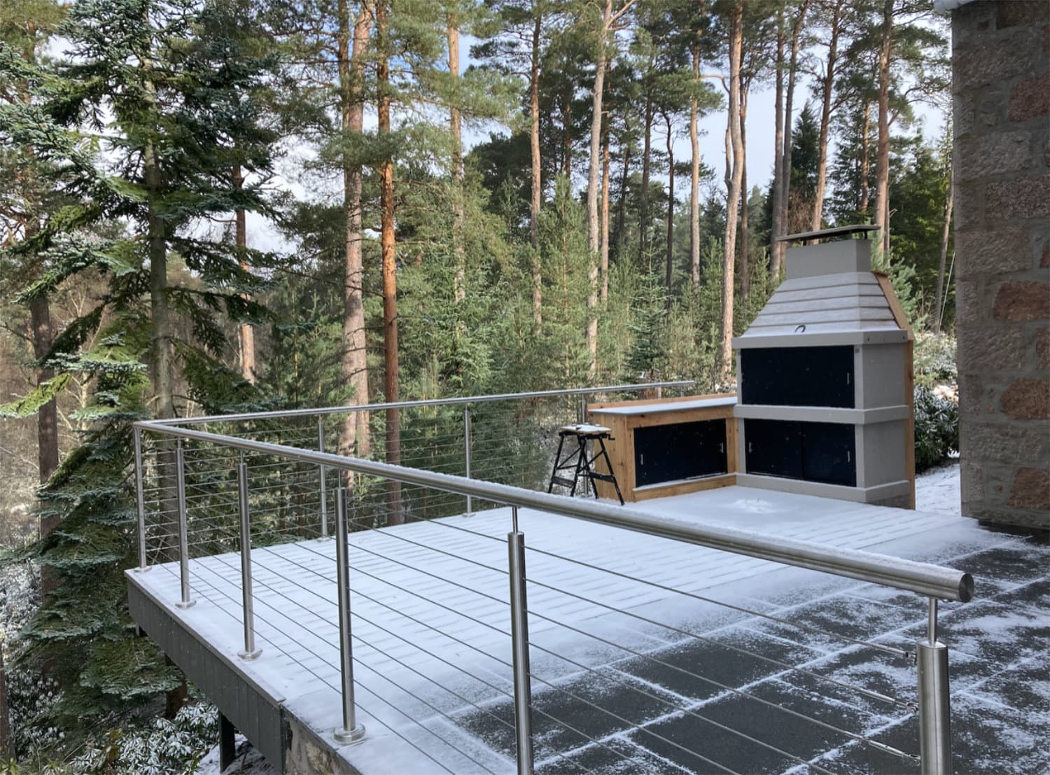 How to Tension Cable Railing for Safety and Compliance