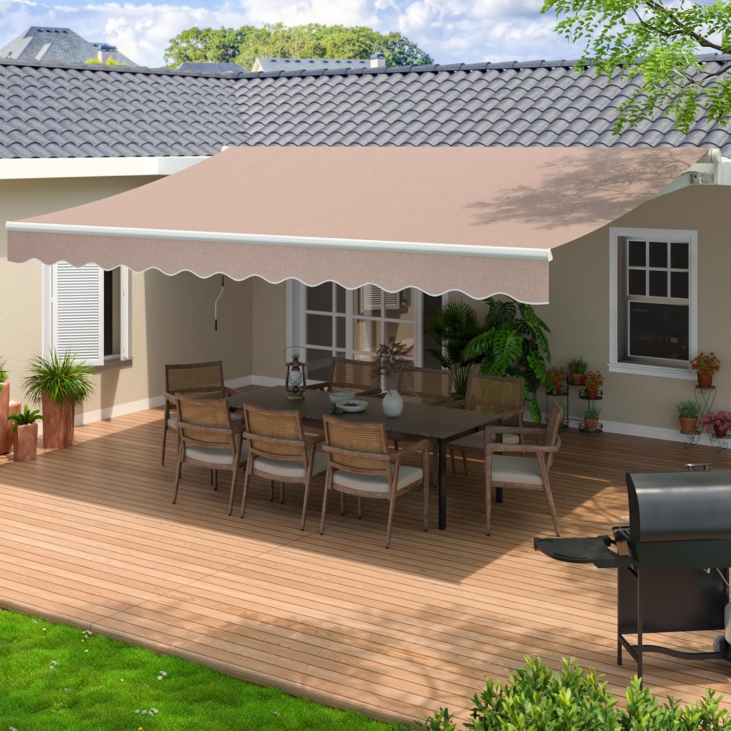 How to Keep the Retractable Awning Clean?