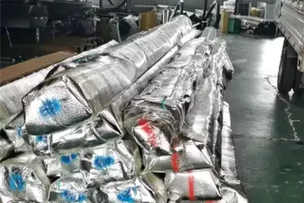 Aluminum Pergola With Louvered Roof