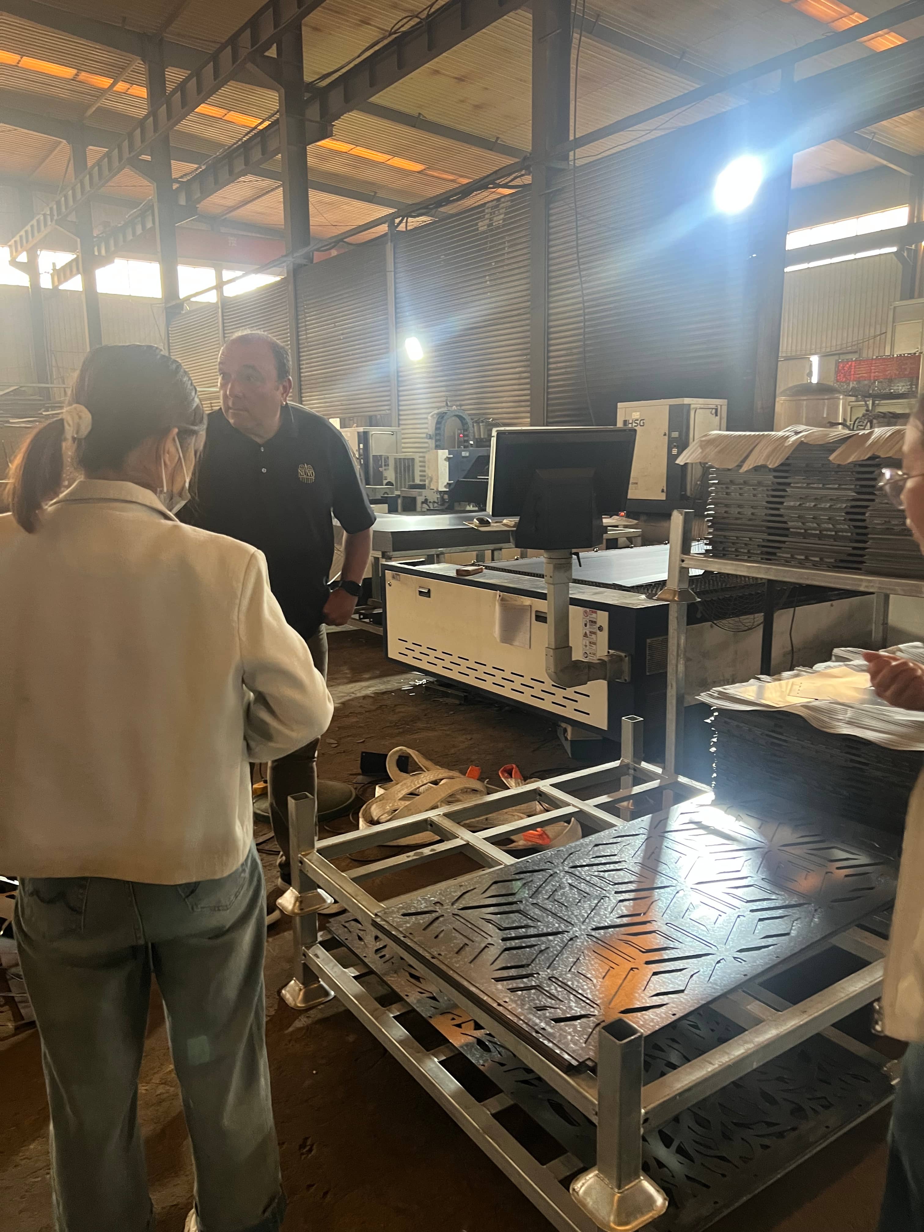 Vionta Metal privacy screen factory
