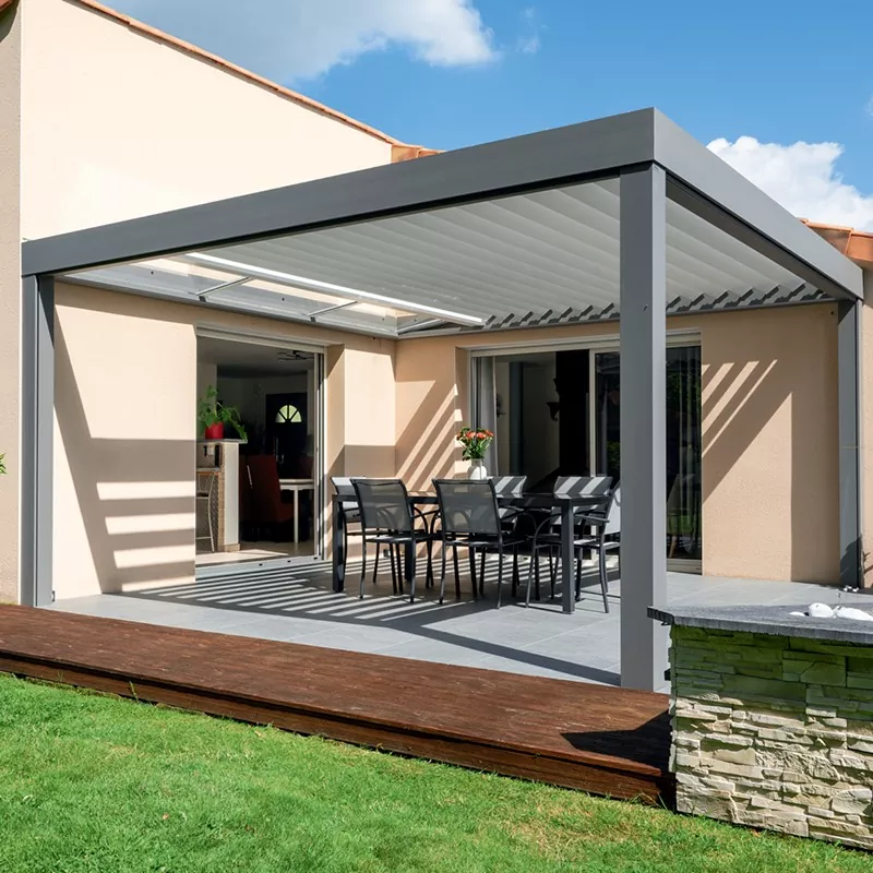Retractable Louvered Pergola